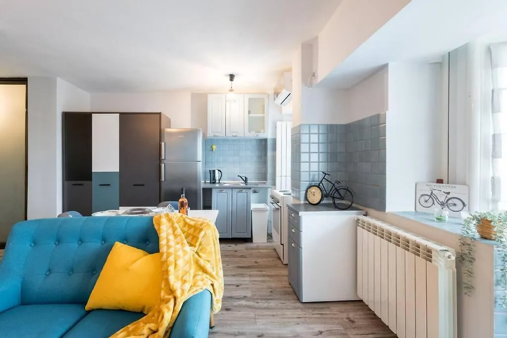 Apartment New Era Studio Near Old Town Bucharest